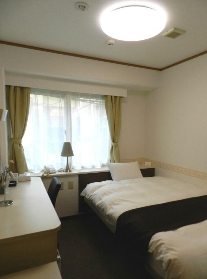 Check In Matsuyama Hotell Matsuyama  Exteriör bild